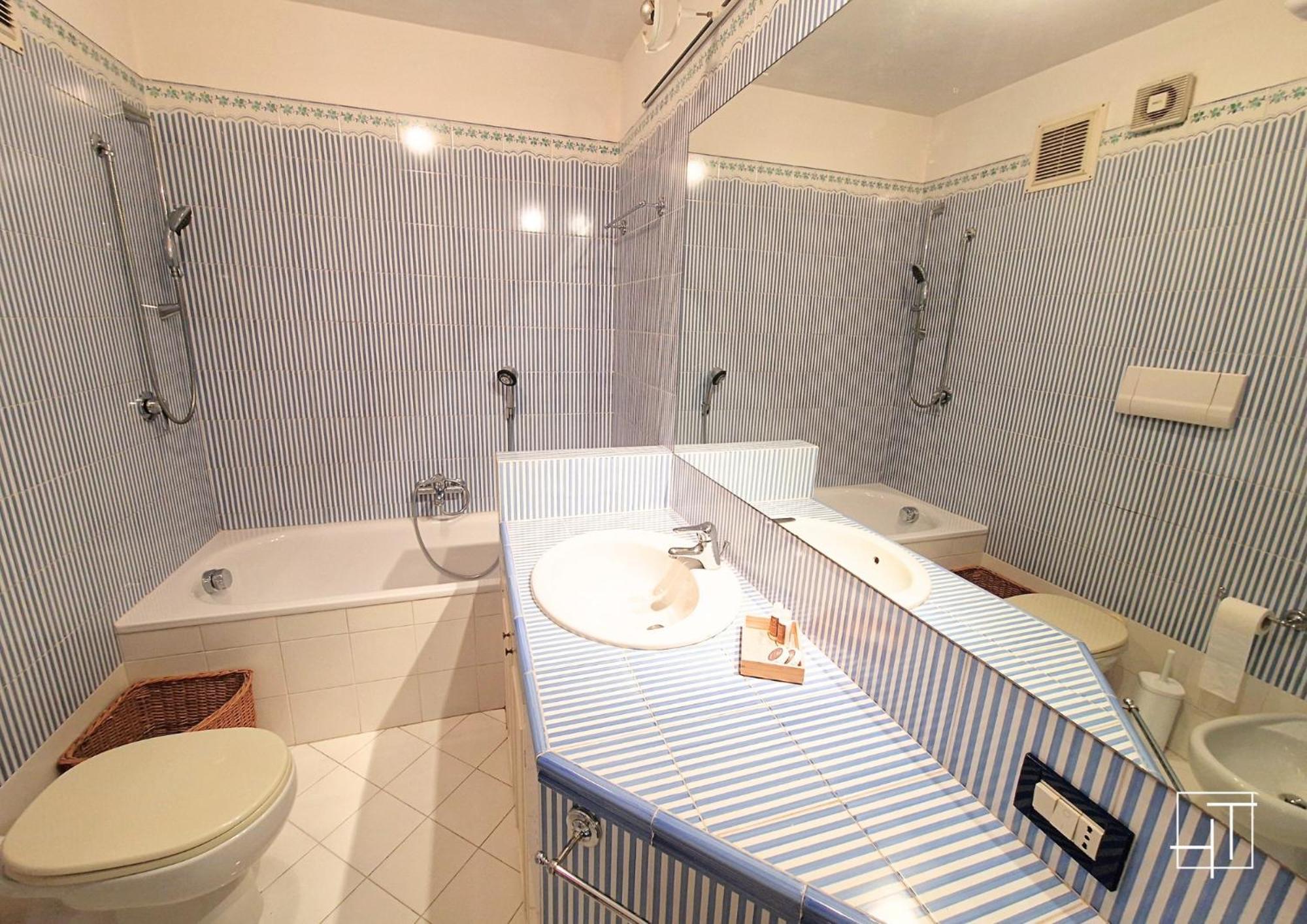 דירות גריגנאנו Ht - Loft Al Castello Di Miramare Con Vista מראה חיצוני תמונה